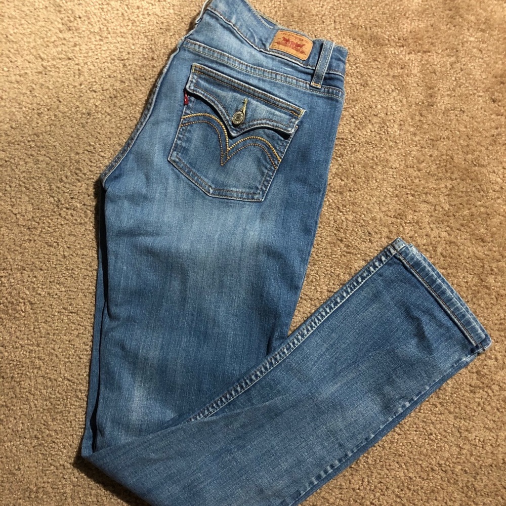 Low rise Levi’s